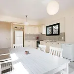 By Kissakas With Stunning Sea Views Vila