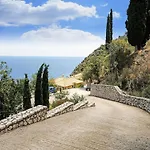 Vila By Kissakas With Stunning Sea Views *