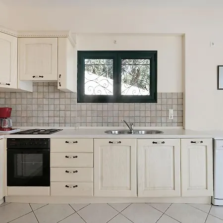 Villa By Kissakas With Stunning Sea Views Pera Melana