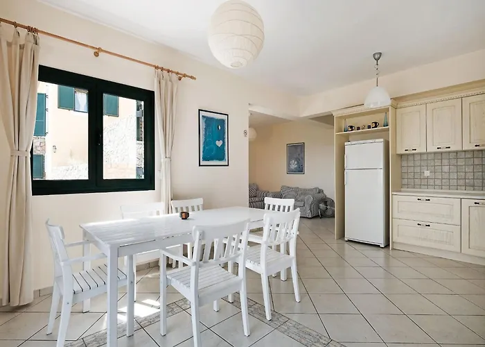 Villa By Kissakas With Stunning Sea Views Pera Melana