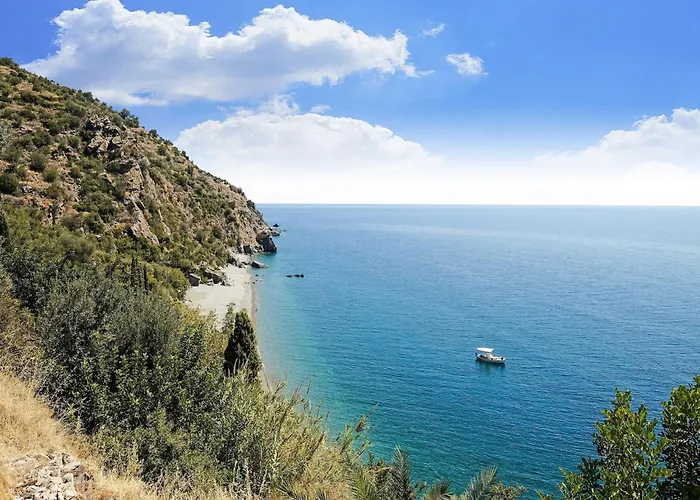 By Kissakas With Stunning Sea Views * Pera Melana